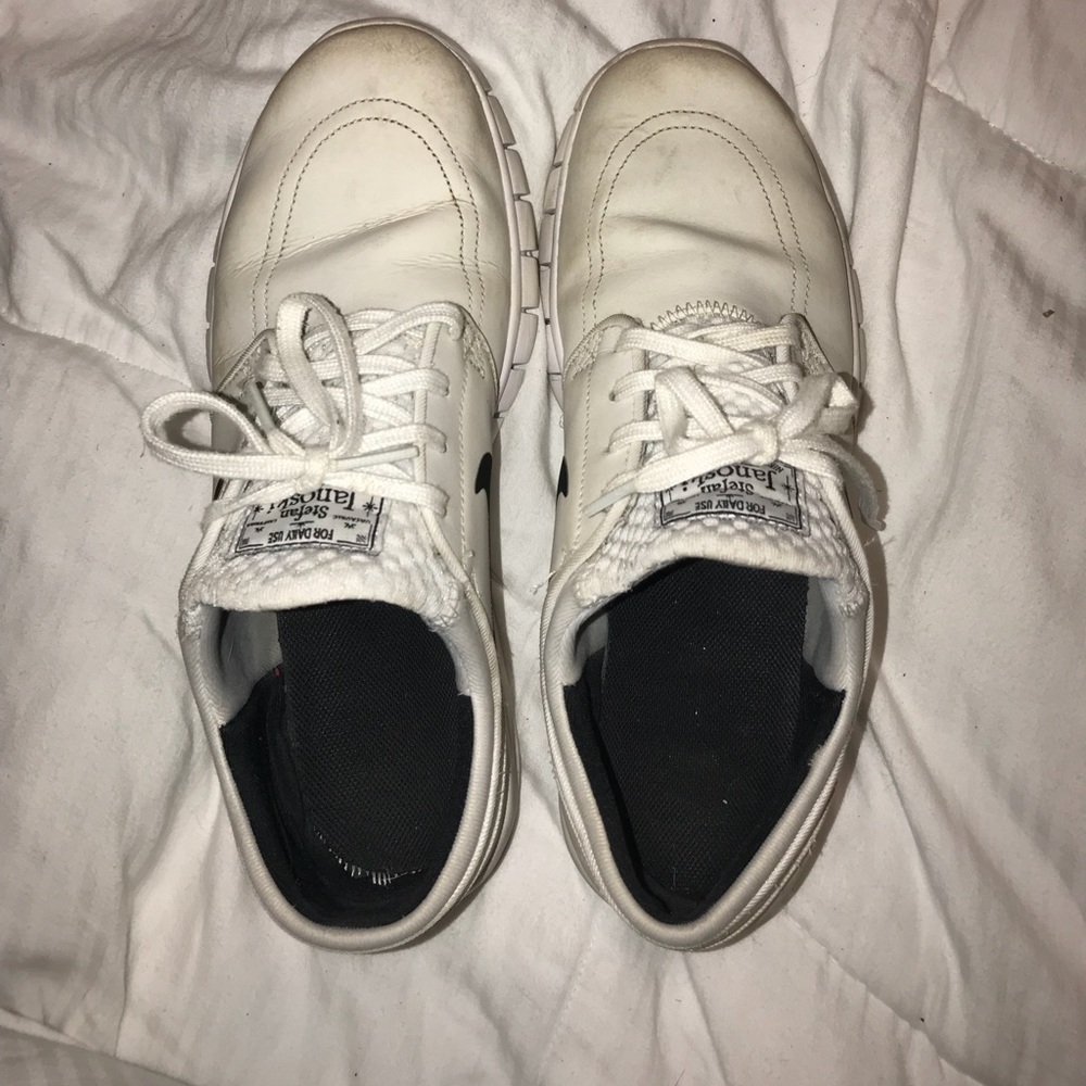 Nike Janoskis